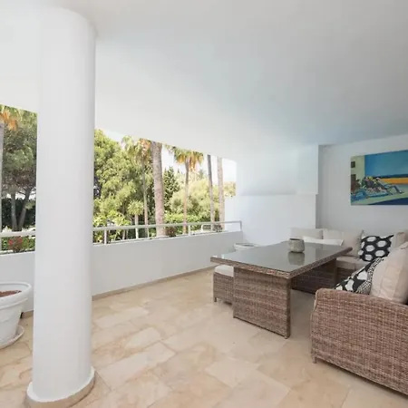 Charming 2 Bedroom Trocadero Arena Area Apartmán *