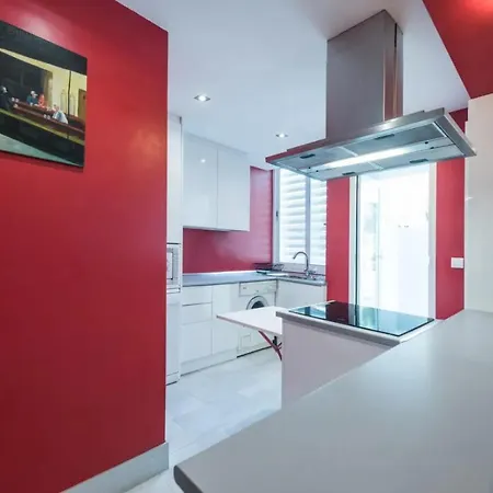 Charming 2 Bedroom Trocadero Arena Area Marbella