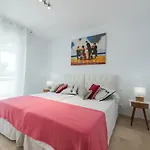 Apartman Charming 2 Bedroom Trocadero Arena Area *