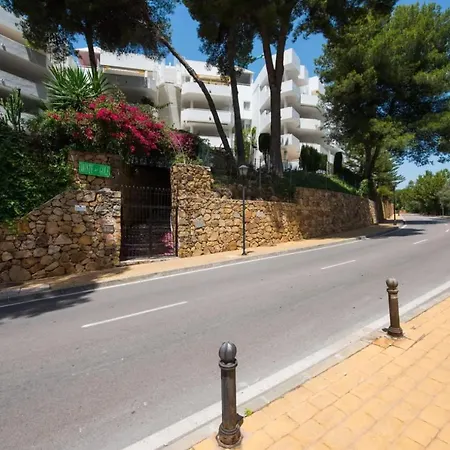 Charming 2 Bedroom Trocadero Arena Area Apartman Marbella