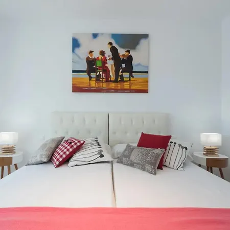 Charming 2 Bedroom Trocadero Arena Area Apartman