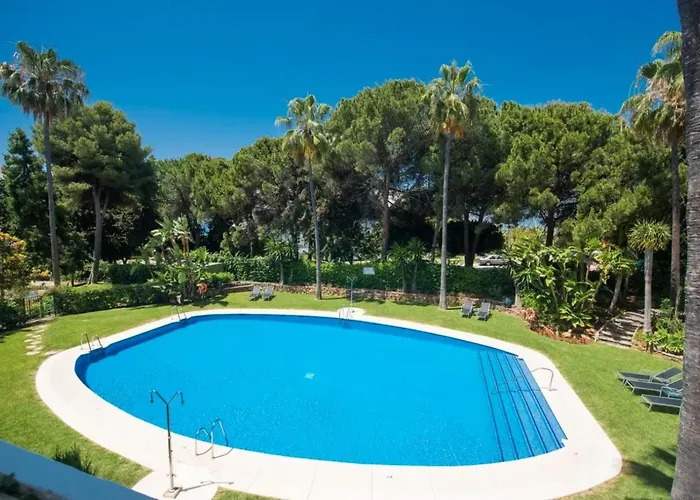 Charming 2 Bedroom Trocadero Arena Area Apartman *